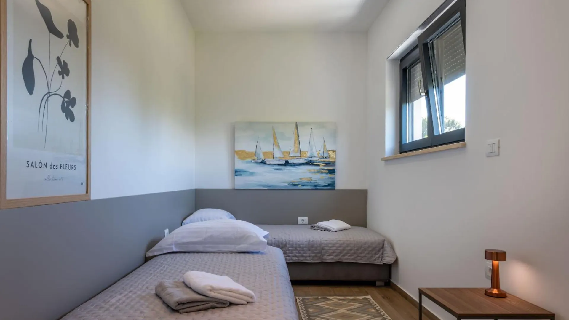 Villa Alba, A Luxurious And Beautiful Villa Near The Sea Šišan