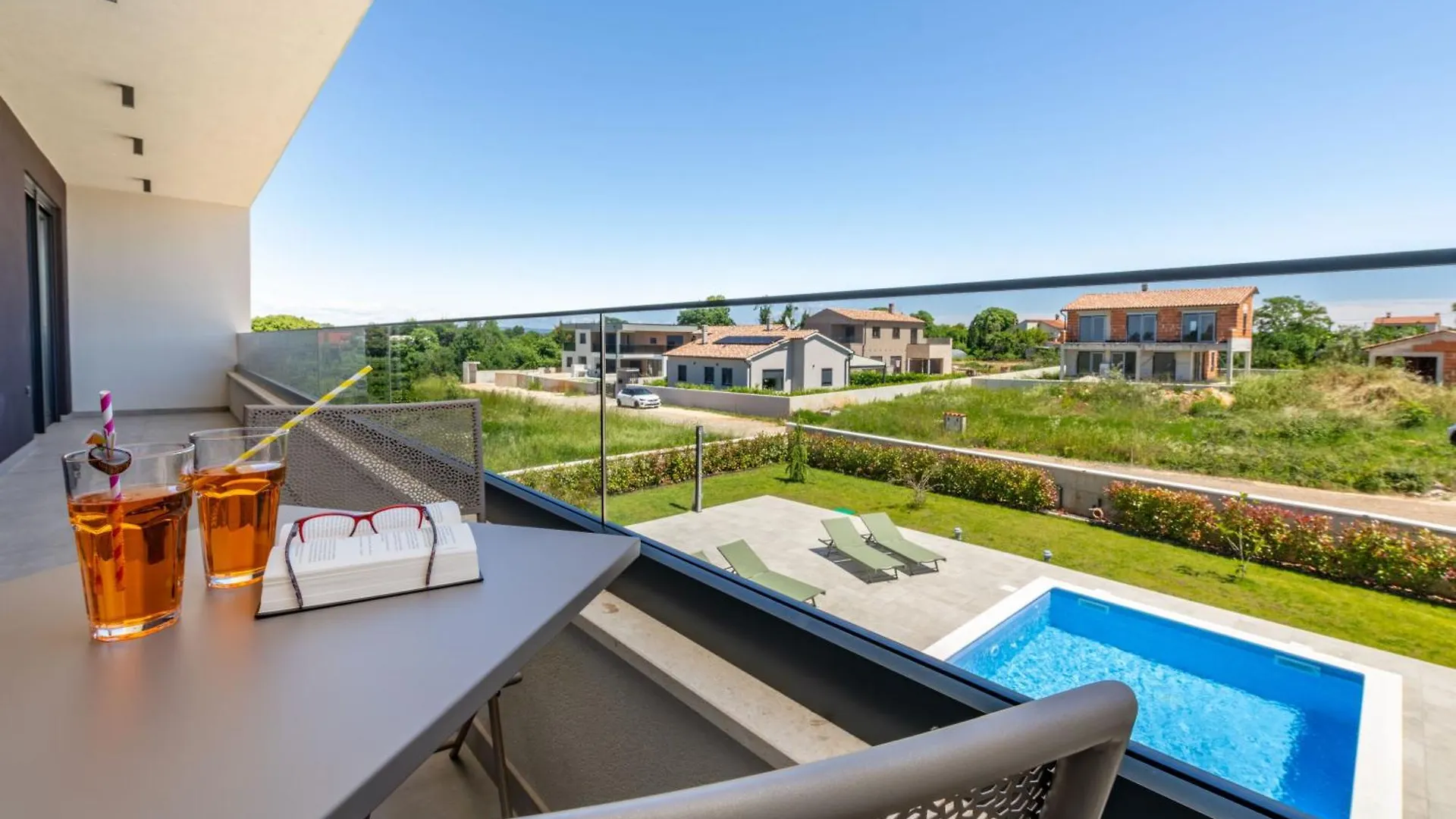 Villa Alba, A Luxurious And Beautiful Villa Near The Sea Šišan